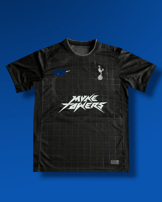 Camiseta Tottenham x Myke Towers