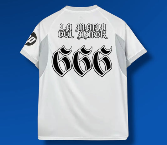 Camiseta Real Madrid x La Mafia del Amor