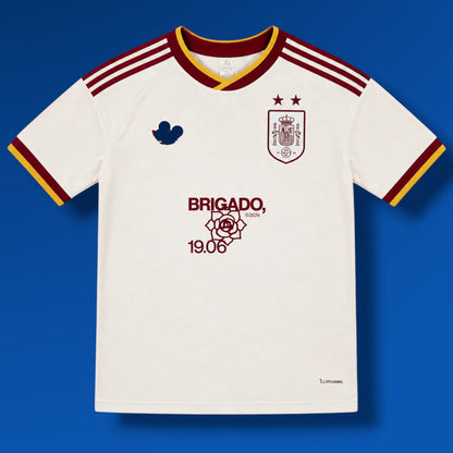 Camiseta España (2 estrellas) x Dellafuente
