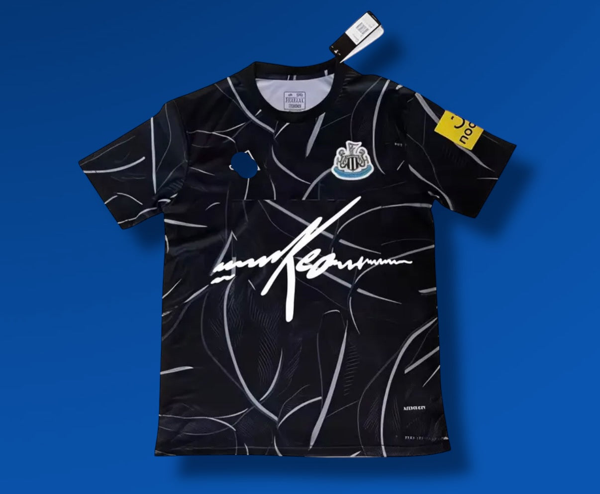 Camiseta Newcastle x Kidd Keo