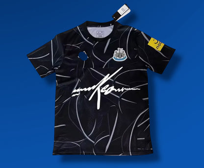 Camiseta Newcastle x Kidd Keo