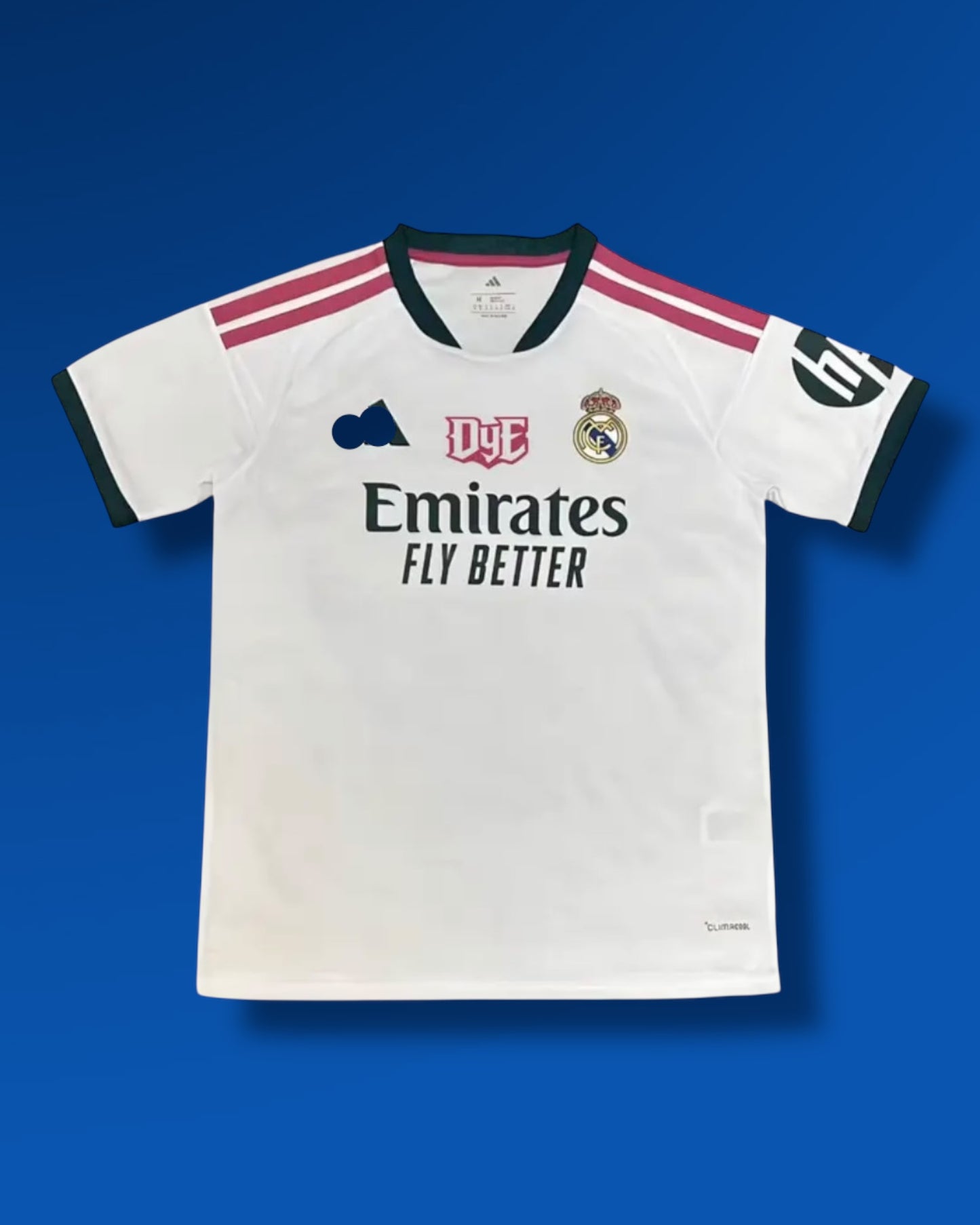 Camiseta Real Madrid x Duki y Emilia