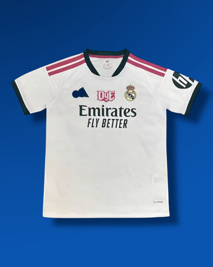 Camiseta Real Madrid x Duki y Emilia