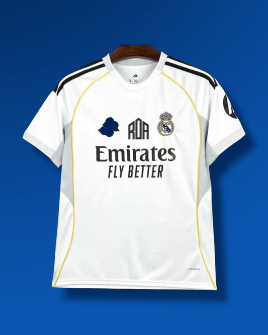 Camiseta Real Madrid x ROA
