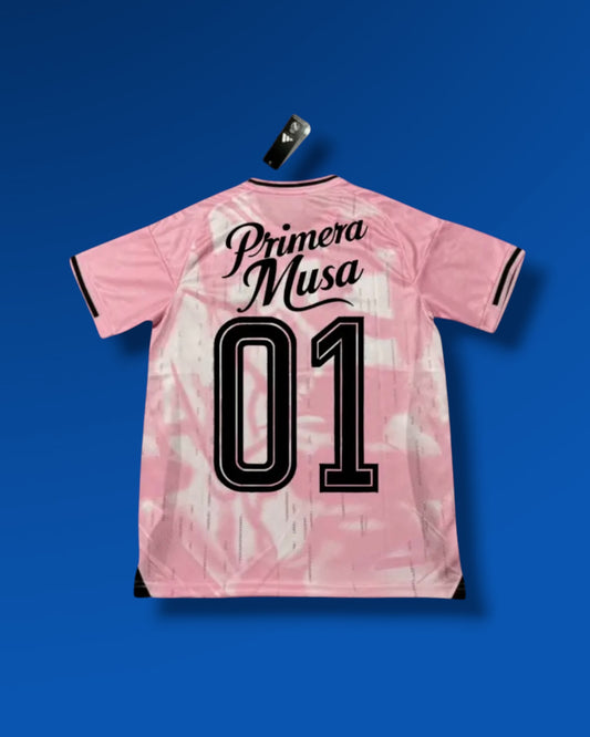 Camiseta Real Madrid x Omar Courtz