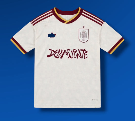 Camiseta España x Dellafuente