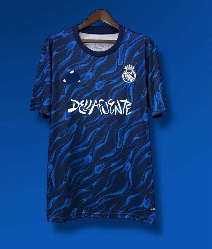 Camiseta Real Madrid x Dellafuente